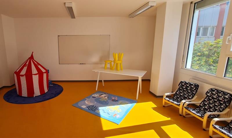 School-childcare-Bad-Homburg-accadis