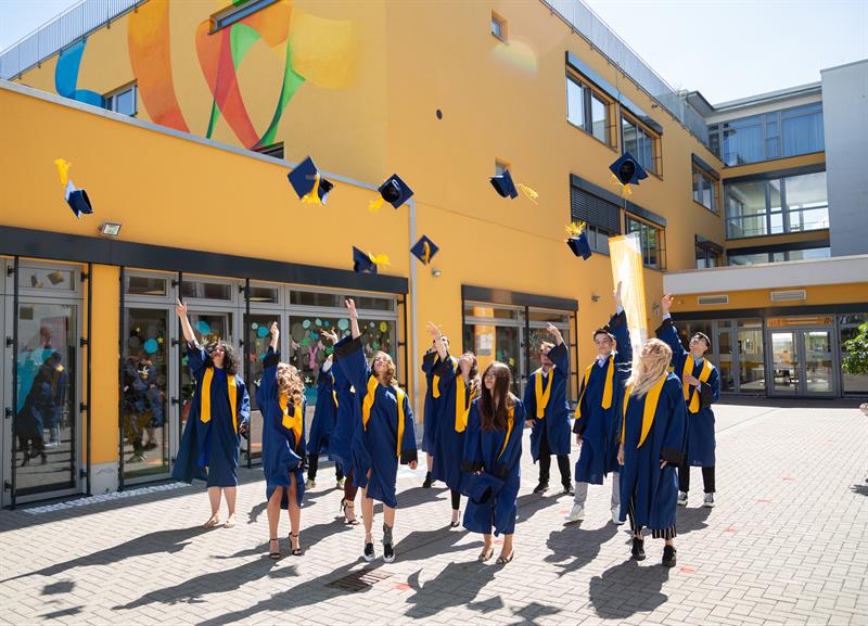 Graduation ceremony Corona-style 